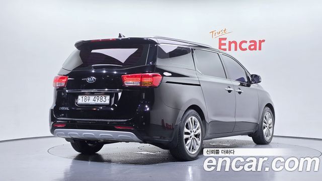 Kia Carnival из Кореи Encar