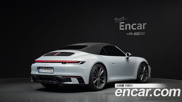Porsche 911 Carrera Cabriolet — пробег 892 км — фото 2 из 5