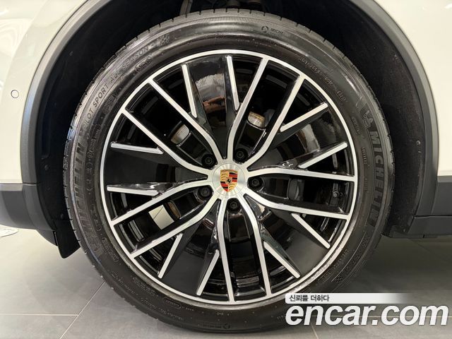 Porsche Macan из Кореи Encar