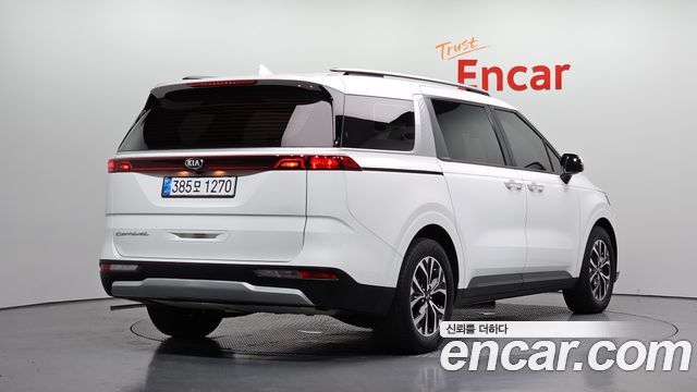 Kia Carnival из Кореи Encar