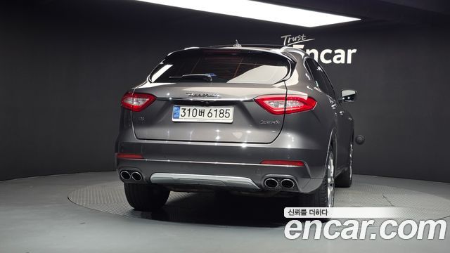 Maserati Levante из Кореи Encar