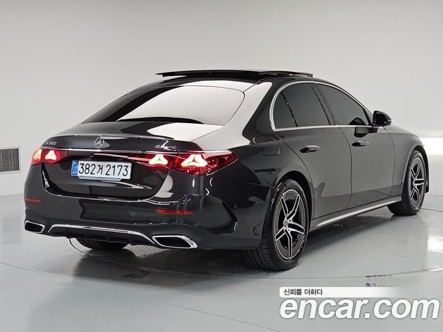 Mercedes-Benz E-Class из Кореи Encar
