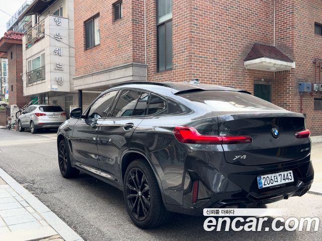 BMW X4 xDrive20i M Sports Pro — пробег 15 500 км — фото 4 из 5