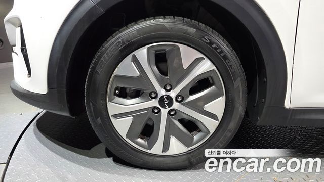 Kia Niro Earth — пробег 159 546 км — фото 5 из 5