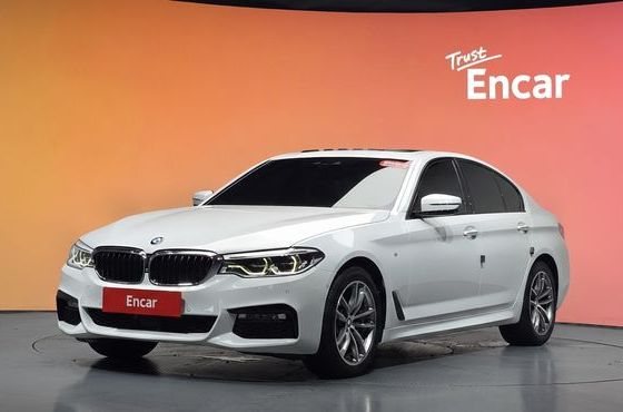 BMW 5-Series 530i xDrive M Sport Package Plus — пробег 82 797 км — фото 1 из 5