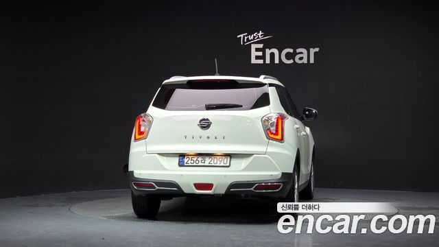 Ssangyong TIBOLI из Кореи Encar