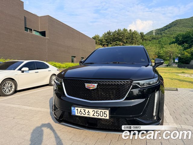 Cadillac XT6 3.6 Sport — пробег 50 700 км — фото 1 из 5
