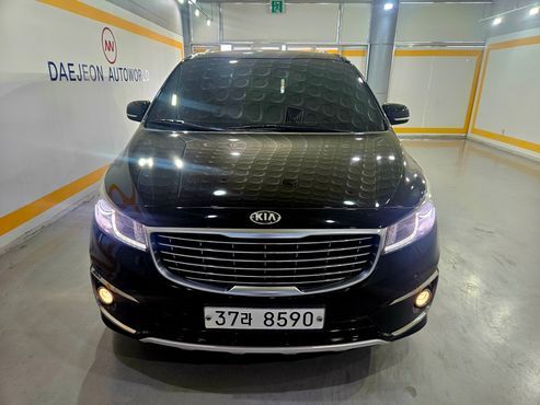 Kia Carnival 9-seater Noblesse — пробег 237 577 км — фото 1 из 5