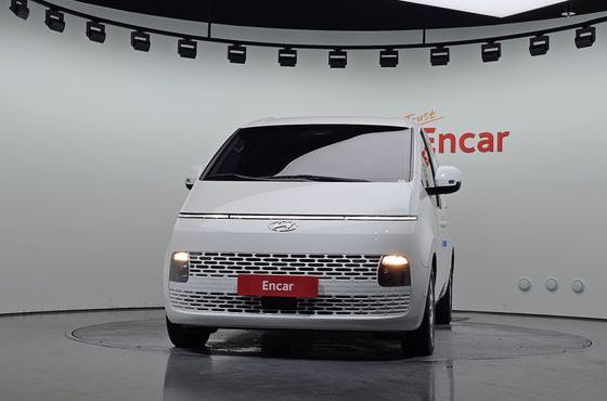 Hyundai Staria Cargo 3-Seater Modern — пробег 180 344 км — фото 3 из 5