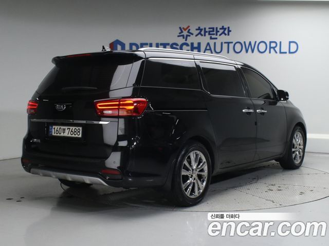 Kia Carnival из Кореи Encar