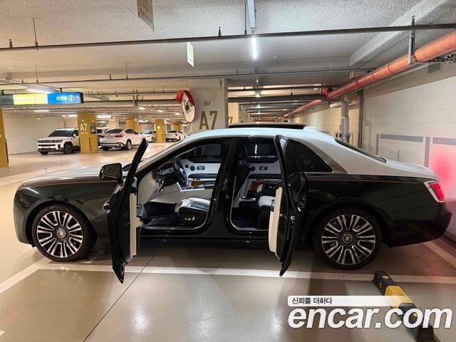 Rolls-Royce Ghost 6.7 V12 — пробег 43 000 км — фото 4 из 5