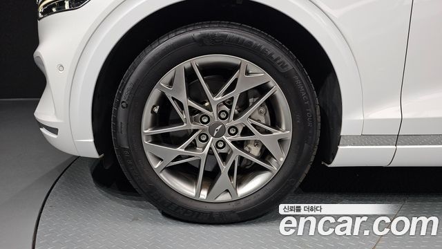 Genesis GV70 из Кореи Encar