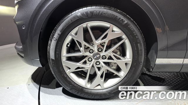 Genesis GV70 из Кореи Encar