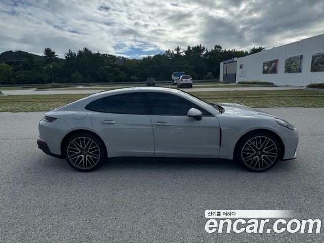 Porsche Panamera 2.9 AWD — пробег 1 290 км — фото 4 из 5