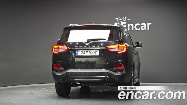 Ssangyong Rexton из Кореи Encar