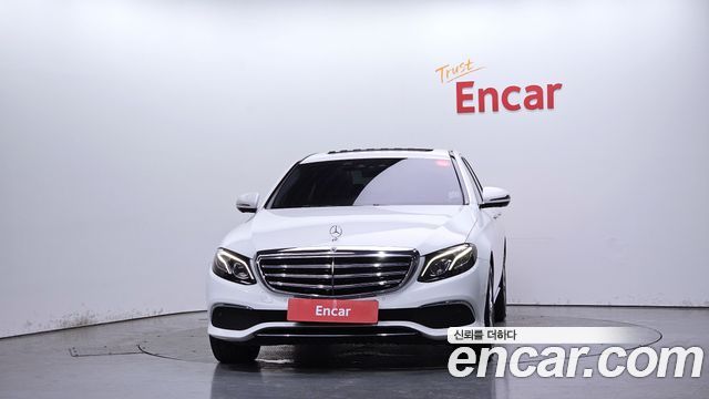 Mercedes-Benz E-Class из Кореи Encar