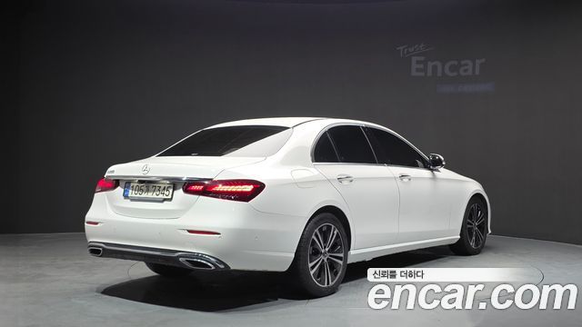 Mercedes-Benz E-Class из Кореи Encar