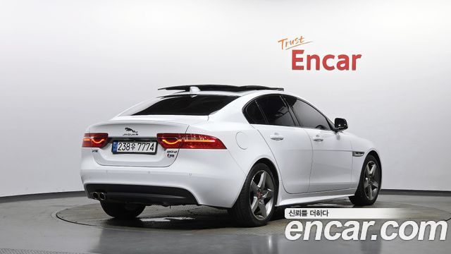 Jaguar XE из Кореи Encar
