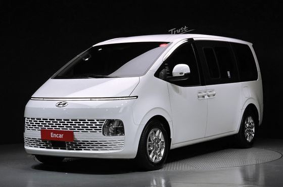 Hyundai Staria Cargo 5-Seater Modern — пробег 34 614 км — фото 1 из 5