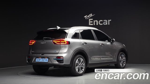 Kia Niro Noblesse — пробег 59 414 км — фото 2 из 5
