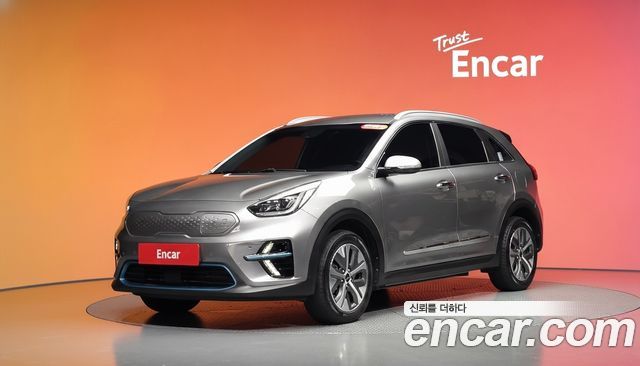Kia Niro Noblesse — пробег 59 414 км — фото 1 из 5