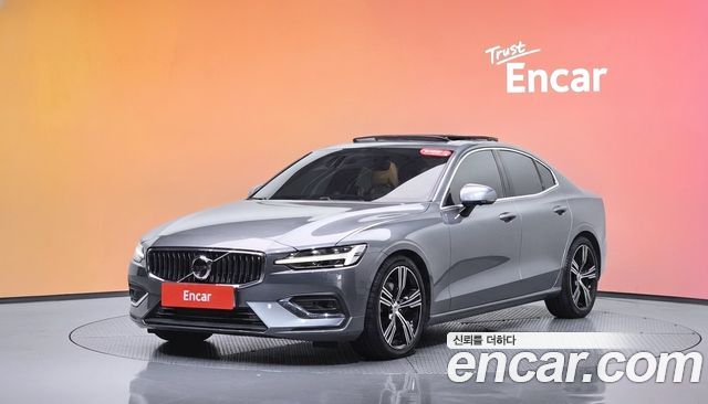 Volvo S60 T5 Inscroption — пробег 72 830 км — фото 1 из 5