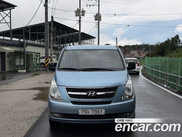 Hyundai Starex 12-Seater LPi Wagon CVX Luxury — пробег 89 309 км — фото 2 из 5