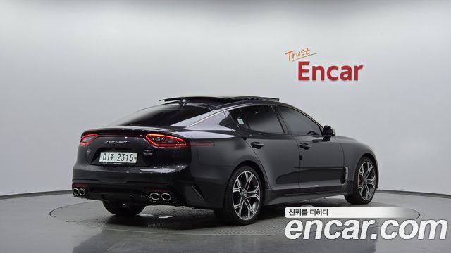 Kia Stinger из Кореи Encar