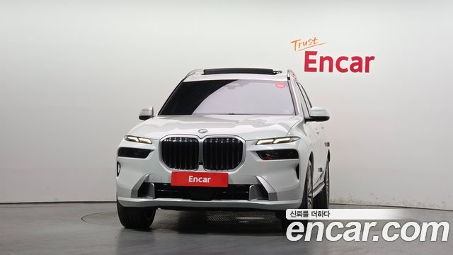 BMW X7 xDrive 40d Design Pure Excellence 6-Seater — пробег 63 277 км — фото 3 из 5