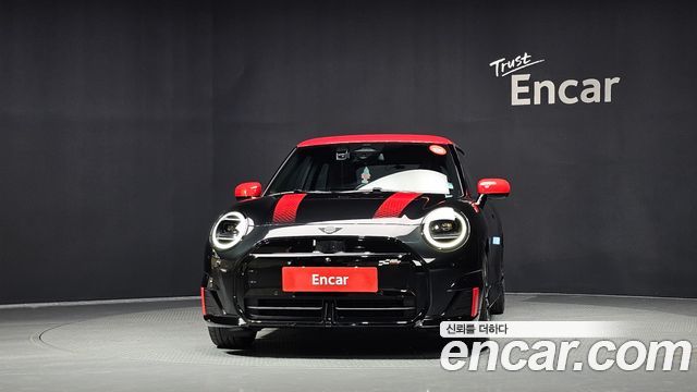 Mini Cooper JCW — пробег 5 278 км — фото 3 из 5