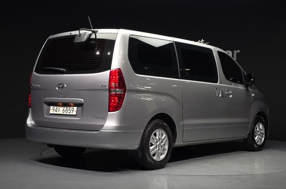 Hyundai Starex Van 3-Seater Smart — пробег 75 316 км — фото 2 из 5