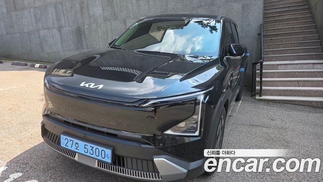 Kia EV5 Long Range 2WD AIr — пробег 5 000 км — фото 1 из 5