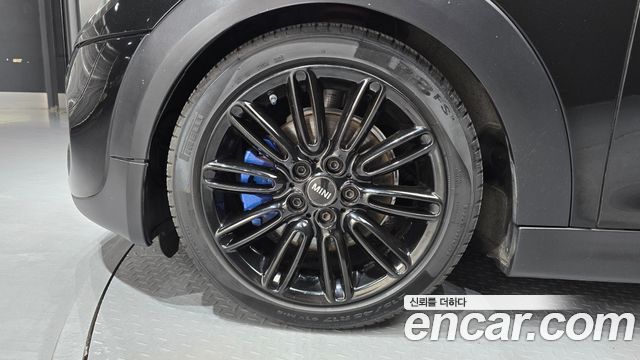 Mini Cooper из Кореи Encar