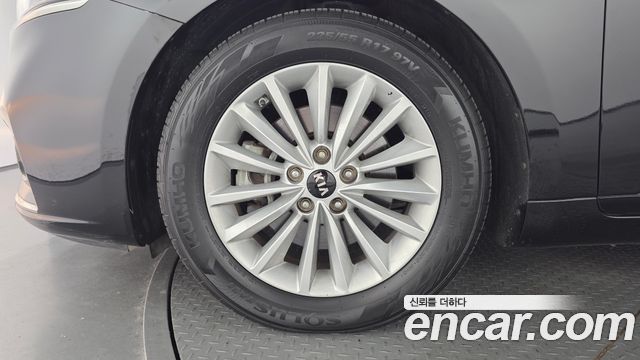 Kia K7 из Кореи Encar