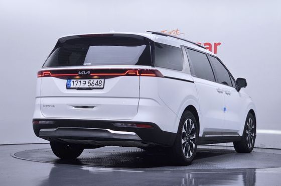 Kia Carnival Diesel 7-Seater Signature — пробег 45 899 км — фото 2 из 5