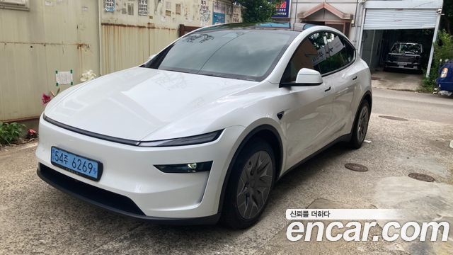Tesla Model Y L Long Range AWD — пробег 500 км — фото 3 из 5