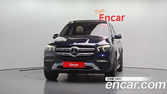 Mercedes-Benz GLE-Class GLE350e 4MATIC — пробег 29 365 км — фото 3 из 5