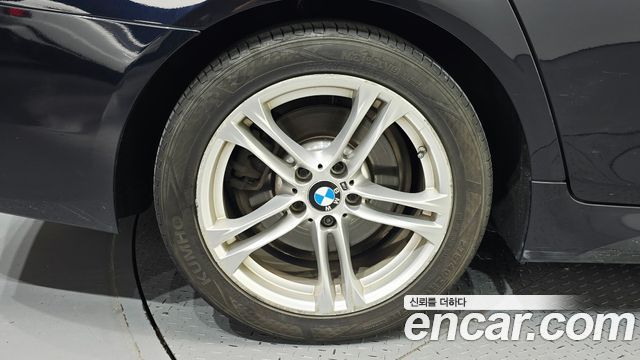 BMW 5-Series 530d xDrive M Aero Dynamic — пробег 130 991 км — фото 5 из 5
