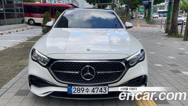 Mercedes-Benz E-Class E200 AMG Line — пробег 600 км — фото 1 из 5