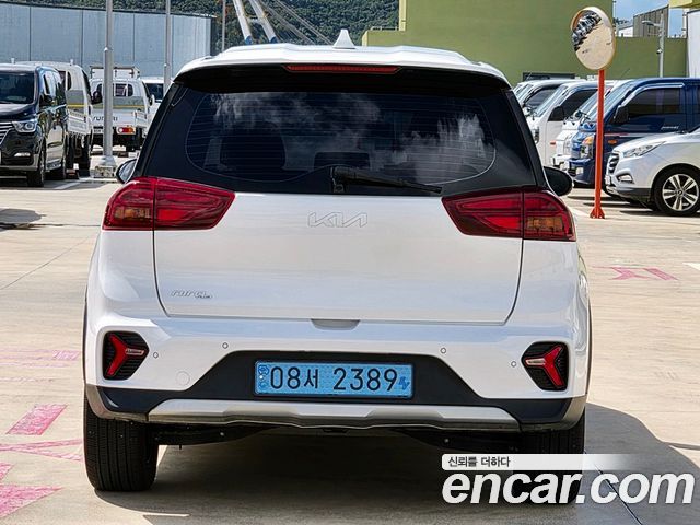 Kia Niro Earth — пробег 110 333 км — фото 5 из 5