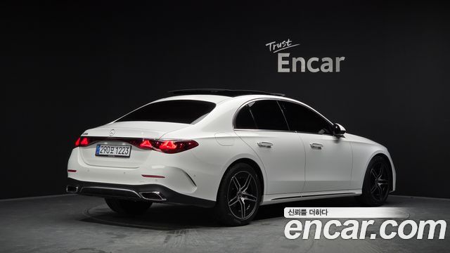 Mercedes-Benz E-Class из Кореи Encar
