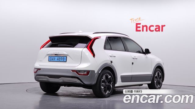 Kia Niro Earth — пробег 89 570 км — фото 2 из 5