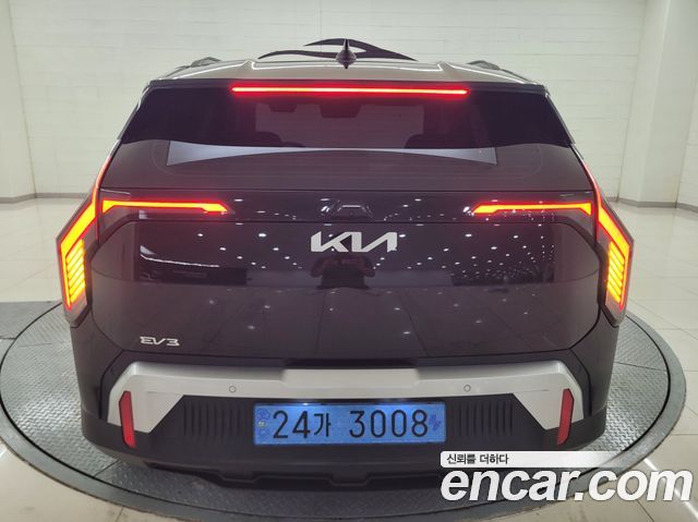 Kia EV3 из Кореи Encar
