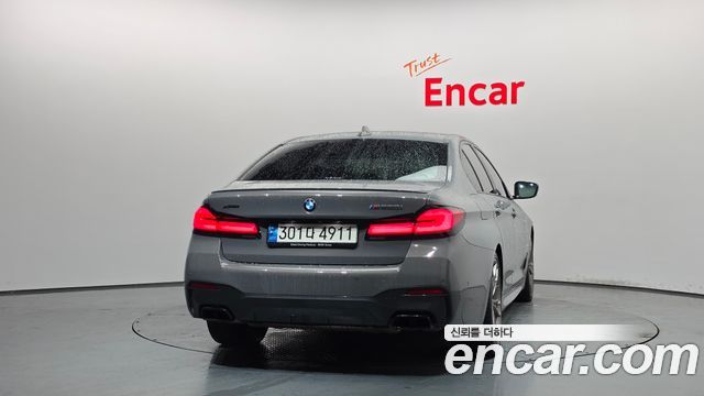 BMW 5-Series M550i xDrive — пробег 50 563 км — фото 4 из 5