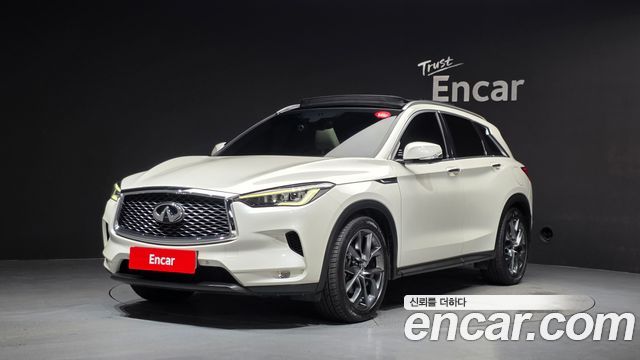 Infiniti QX50 2.0 Sensory AWD — пробег 111 009 км — фото 1 из 5