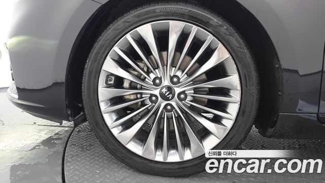 Kia K7 из Кореи Encar