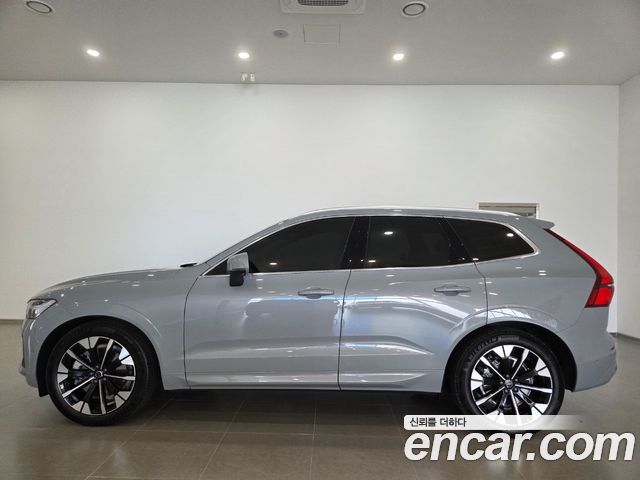 Volvo XC60 B5 Ultra Bright Air Sus — пробег 1 742 км — фото 5 из 5