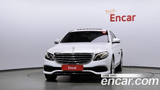 Mercedes-Benz E-Class из Кореи Encar