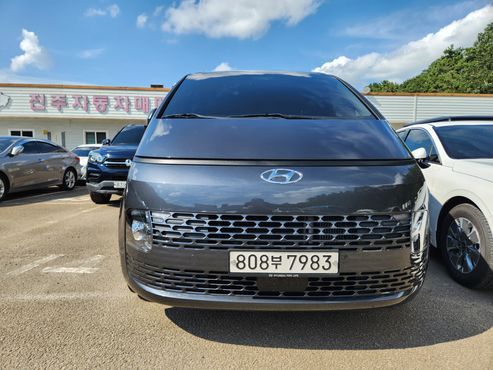 Hyundai Staria Cargo 5-Seater Smart — пробег 144 000 км — фото 1 из 5
