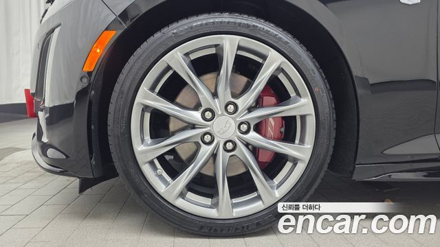 Cadillac CT5 2.0 Sport — пробег 73 274 км — фото 5 из 5
